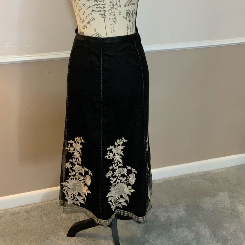 Nygard ivory black skirt size 14